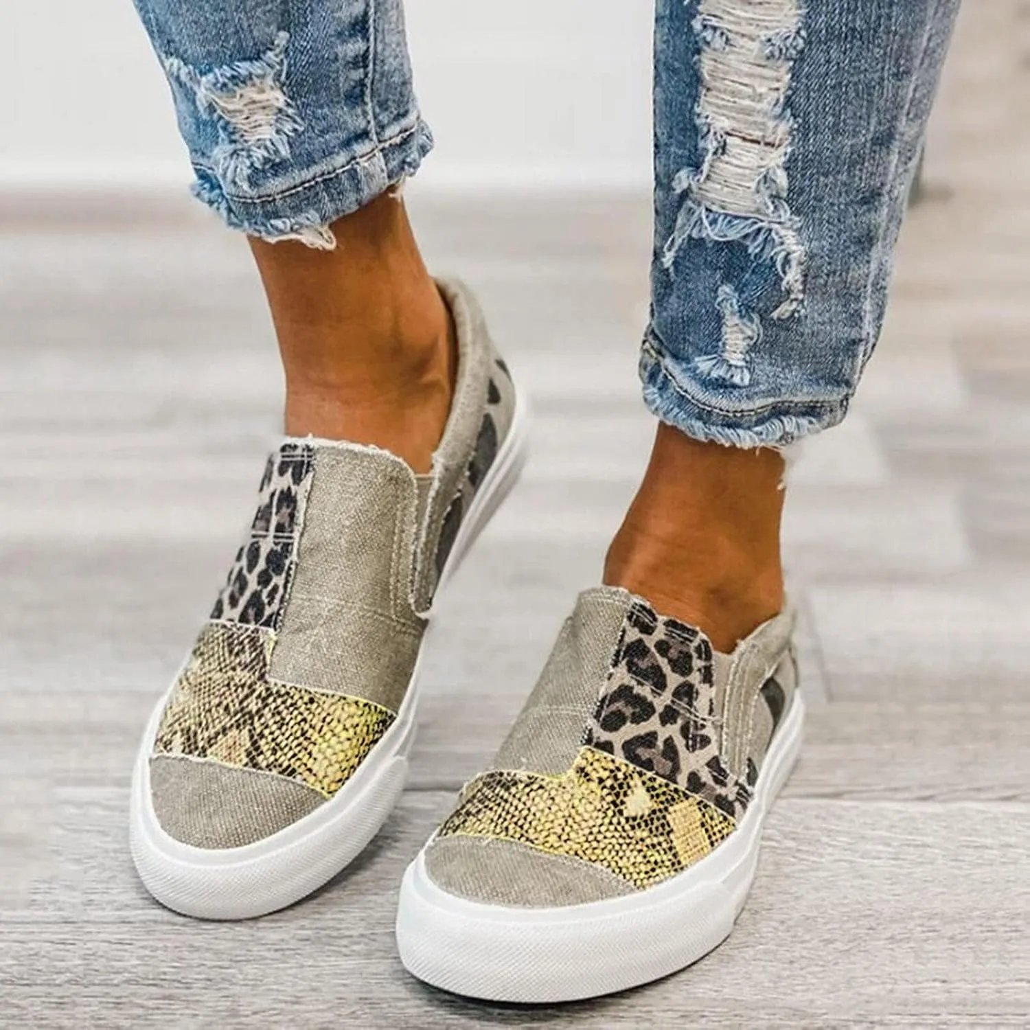 Casual Shoes for Women Summer Lightweight Snakeskin Stitching Flat Canvas Shoes Comfortable Round Toe Slip On Low Cut Sneakers Fashion Color Block Flat Shoe