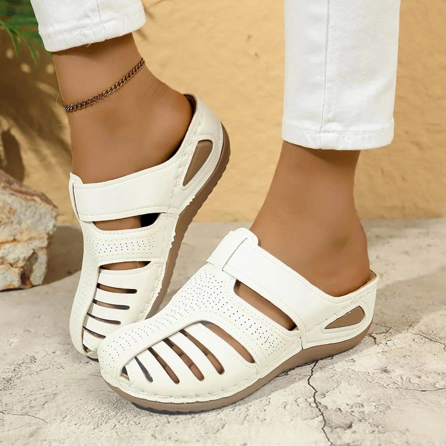 Closed toe Sandals Women Casual Arch Support Hollow Out Adjustable Slip On Retro Platform Sandals Comfortable Soft Soled Casual Shoes