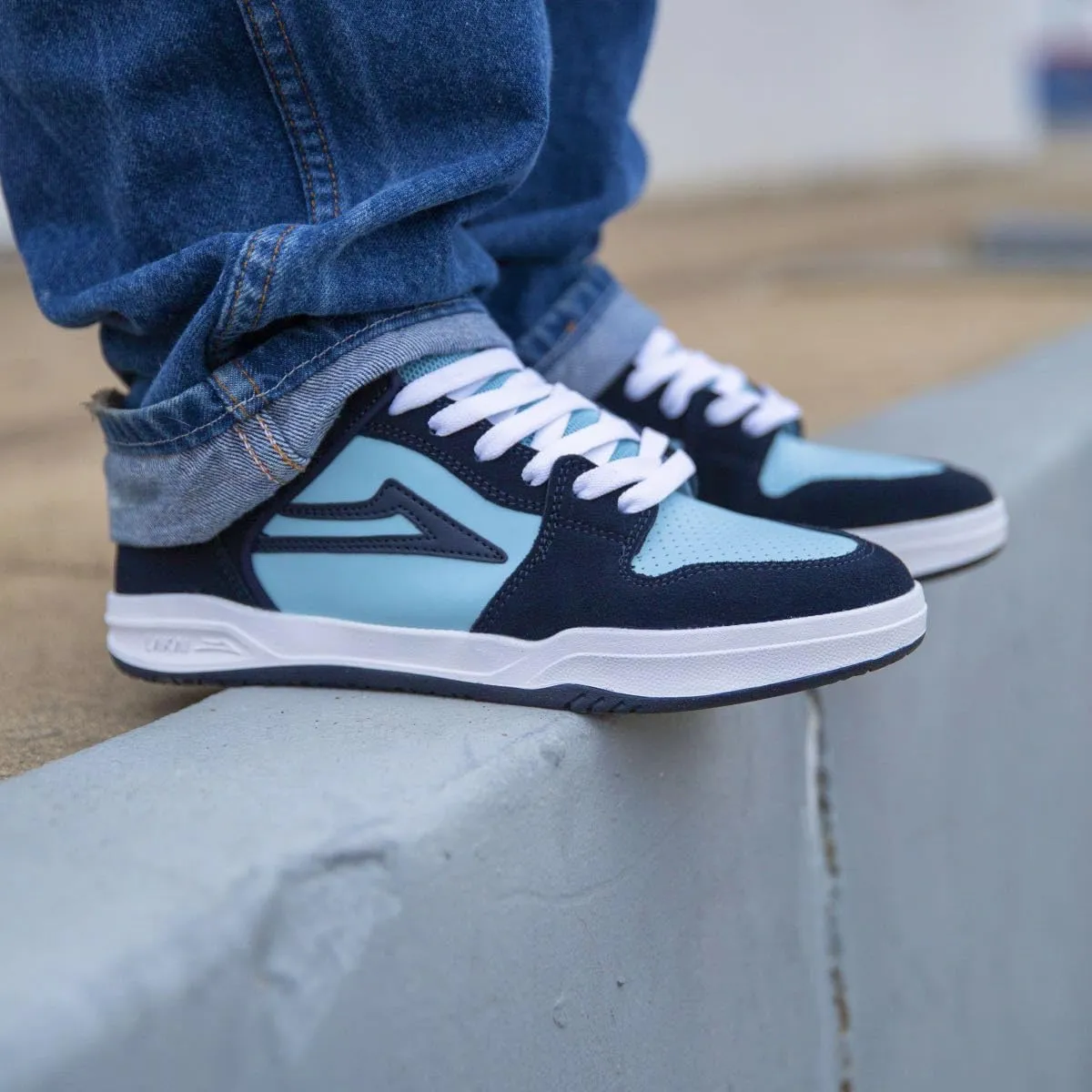 Lakai Mens Telford Low Skateboarding Shoe