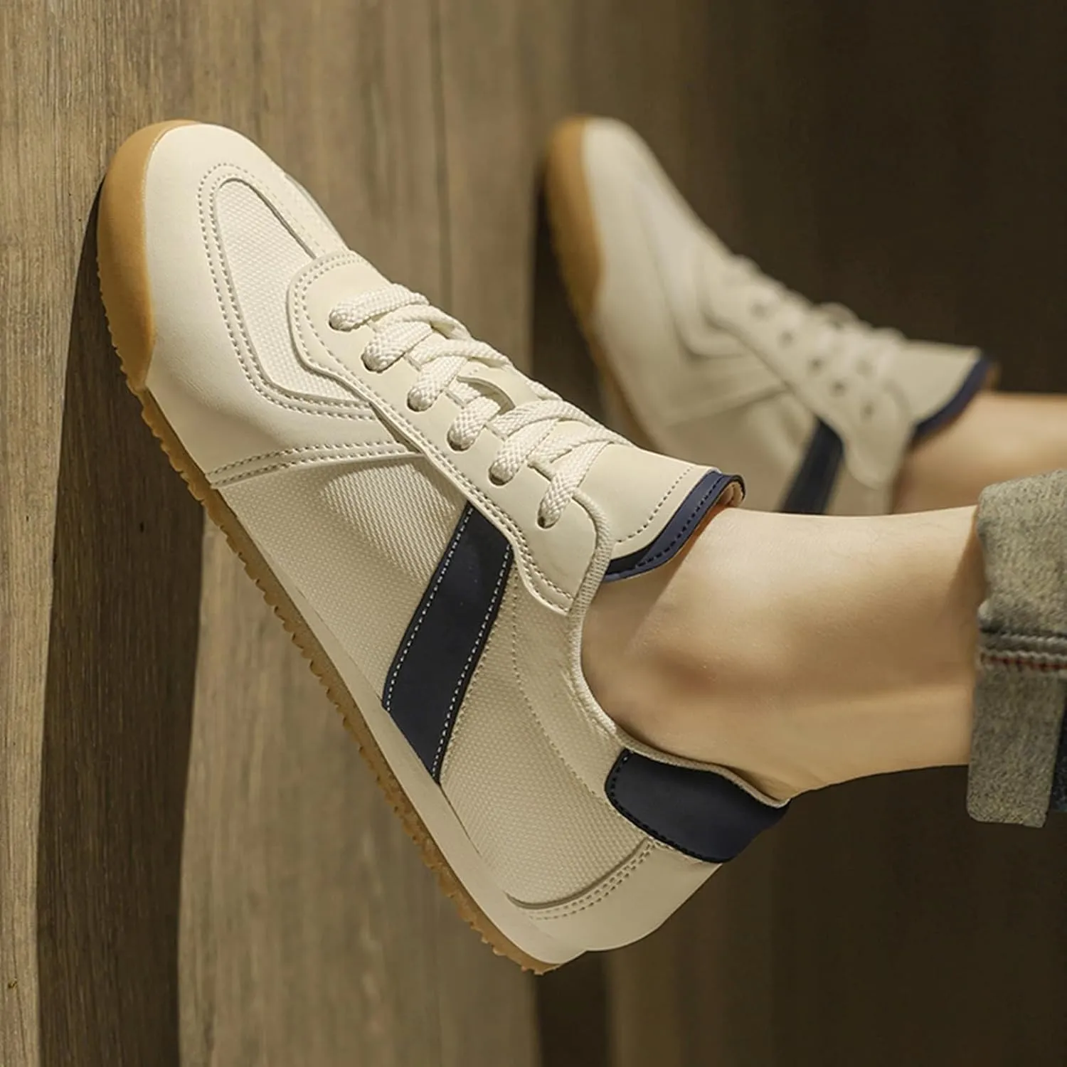 Mens Fashion Breathable Suede Leather Lace Up Flats Sneakers Low Top Vintage Non Slip Round Toe Walking Daily Tennis Skate Shoes