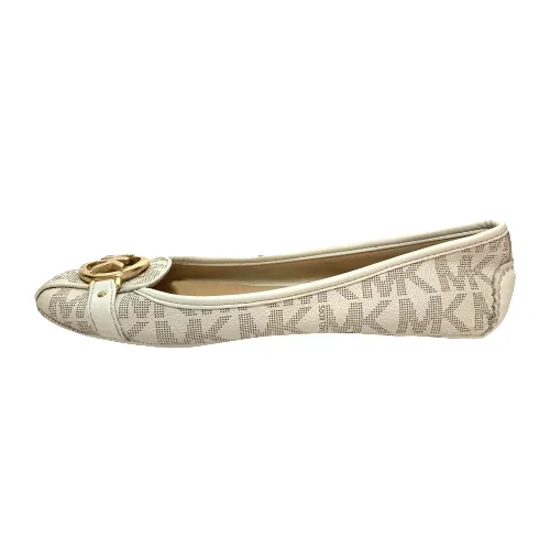 Michael Kors Vanilla Monogram Fulton Moccasin Flats | Pre Loved |