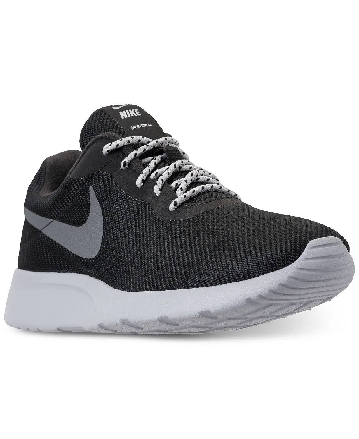 Nike Men's Tanjun SE Casual Sneakers