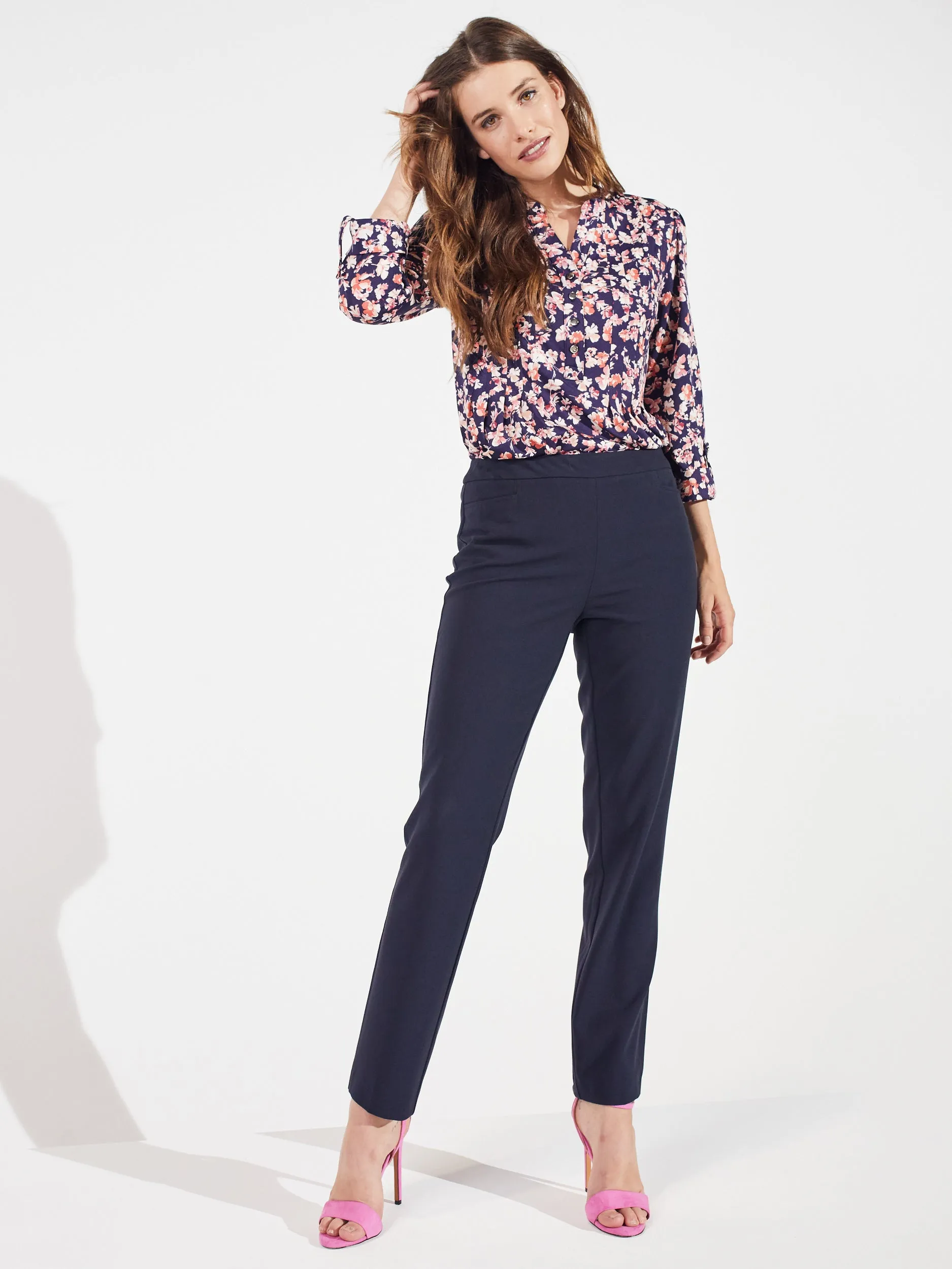 Pull On Tummy Control Pants With L Pockets -Short