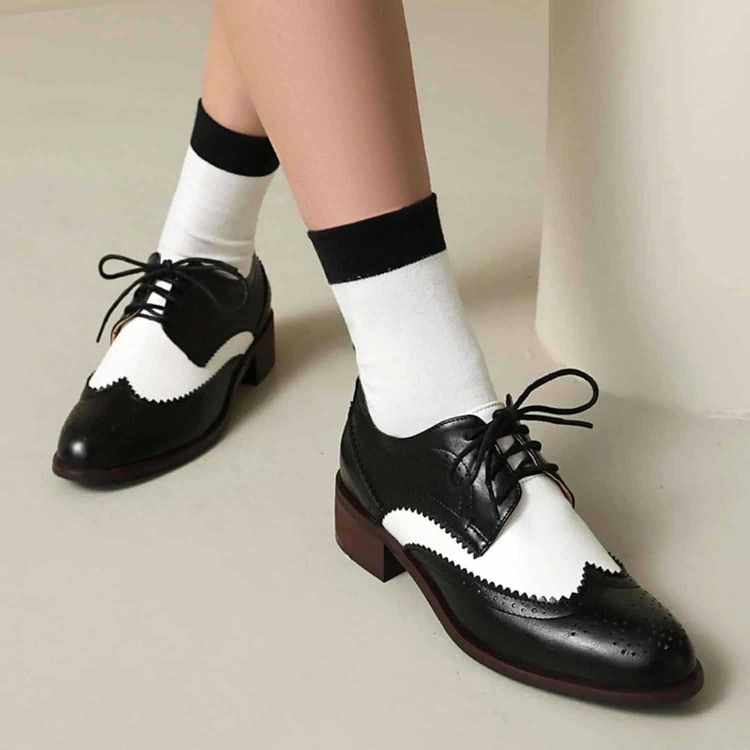 Women's Leather Perforated Lace Up Oxfords Round Toe Patchwork Wingtip Brogues Comfortable Slip-On Low Block Chunky Heels Work Office Business Dress Pumps Shoes