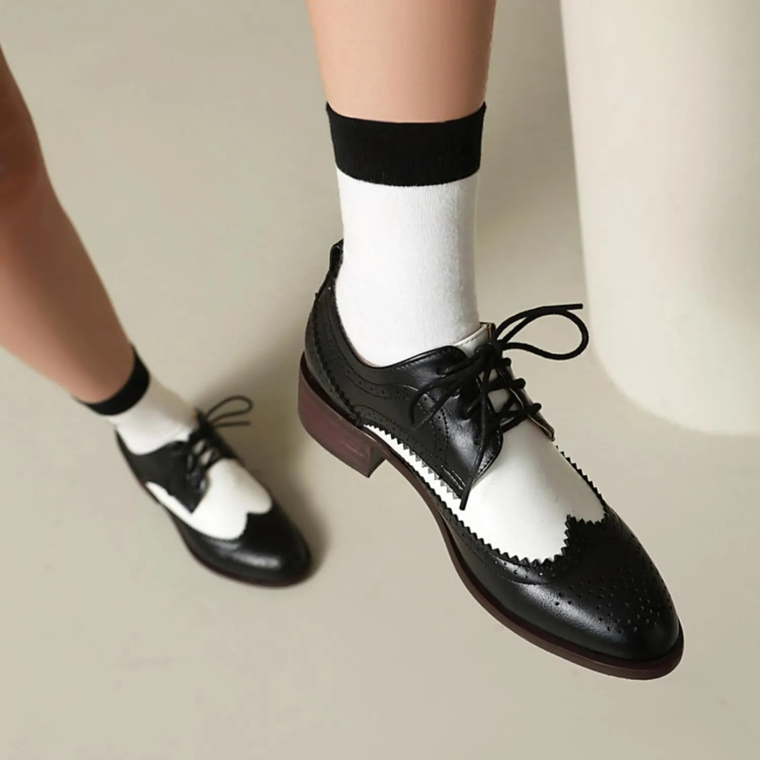 Women's Leather Perforated Lace Up Oxfords Round Toe Patchwork Wingtip Brogues Comfortable Slip-On Low Block Chunky Heels Work Office Business Dress Pumps Shoes
