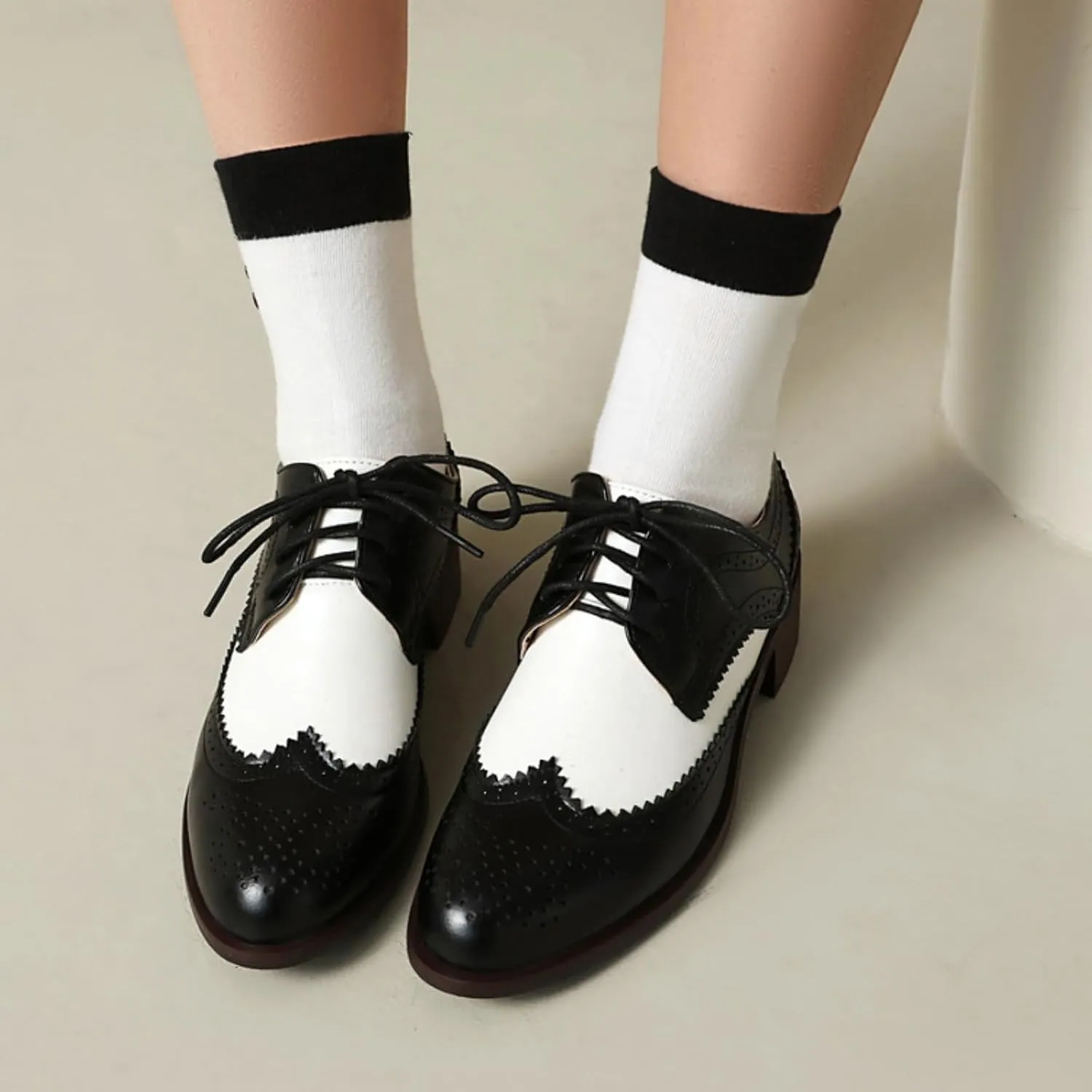 Women's Leather Perforated Lace Up Oxfords Round Toe Patchwork Wingtip Brogues Comfortable Slip-On Low Block Chunky Heels Work Office Business Dress Pumps Shoes
